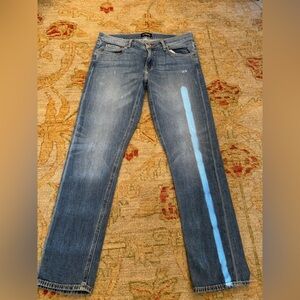 Strom Women’s  Blue Straight Jeans with Unique Distress